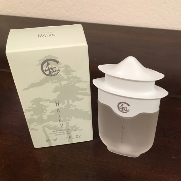 Sold-Haiku by Avon Eau de Parfume - Picture 1 of 5